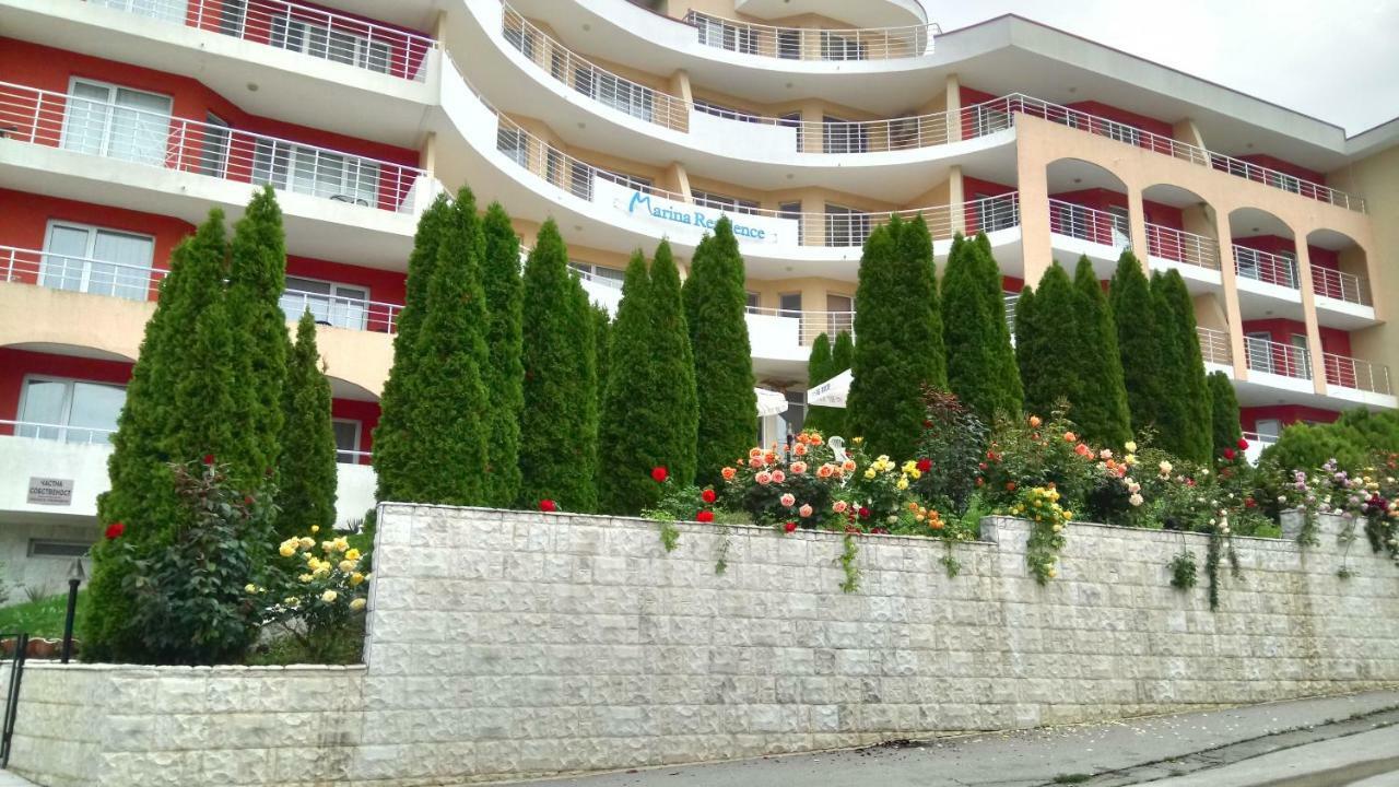 Marina Residence Complex Kavarna Luaran gambar