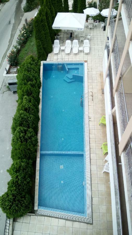Marina Residence Complex Kavarna Luaran gambar