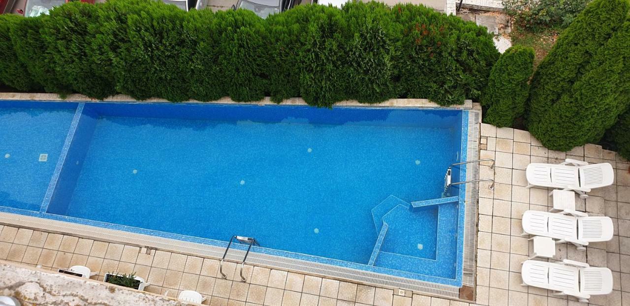 Marina Residence Complex Kavarna Luaran gambar